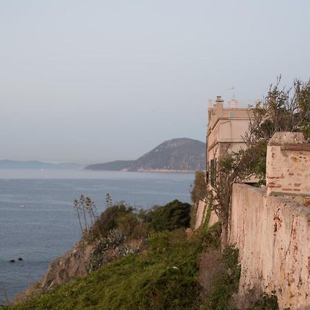 Casa Vacanze Nel Centro Storico Di ปอร์โตแฟร์ราโย ภายนอก รูปภาพ